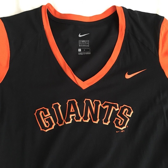 Giants - Picture 2 of 2